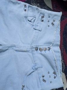 Light Wash High-Waisted Jeans