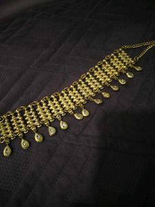 Sparkling Crystal Stunning Chokar