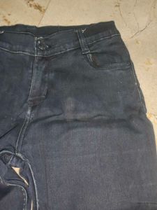 Dark Wash Capris