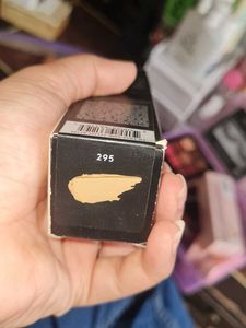 Fenty Beauty Foundation