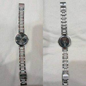 Titan Youth Analog Black Dial Women's Watch🩶