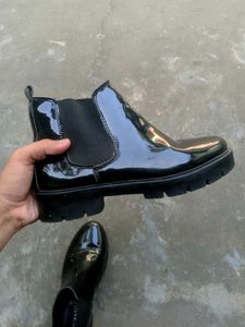 Glossy Platform Chelsea Boots