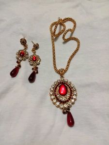 Red Stone Pendant Necklace & Earrings Set ❤️