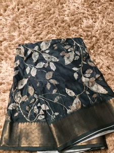 Elegant Leaf Print Saree