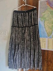 Boho Black &amp; White Print Maxi Skirt