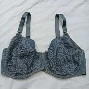 😍 Lace Detail Full Coverage Bra