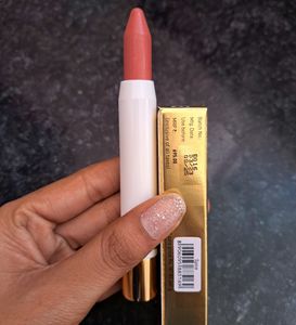 Myglamm Perfect Curves Lip Crayons