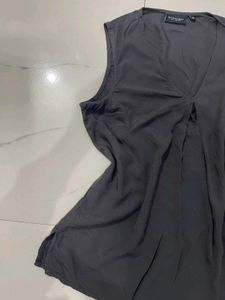 Sleeveless V-Neck Blouse