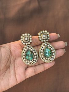 Stunning Emerald &amp; Pearl Dangle Earrings