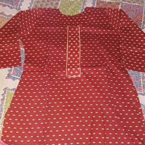 Maroon Printed Kurti👀( SIZE- L)