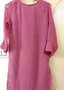 Elegant Pink Chikankari Kurta