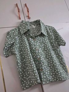 Green Floral Button-Up Shirt