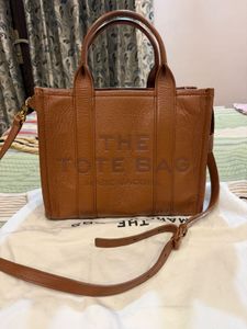 Authentic Marc Jacobs Leather The Medium Tote Bag