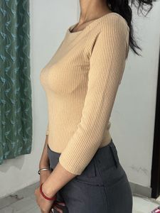 Ribbed Off-Shoulder Long Sleeve Top