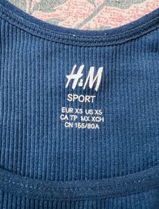 H&amp;M Ribbed GYM Crop Top