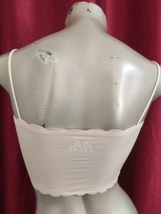 129 Frill Cut Sports Bra