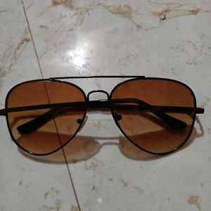 Stylish Aviator Sunglasses