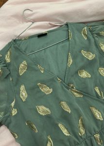 Elegant Green Gold Leaf Print Wrap Dress
