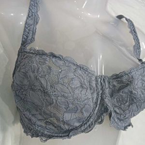 Gray Lace 🪔 Underwire Bra