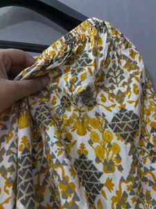 Akkriti by Pantaloons Floral Off-Shoulder Top