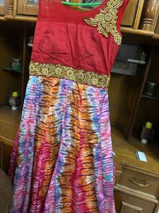 gown