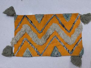 Set of 2 Cushion Cover (1 free)Boho Chic Decorativ