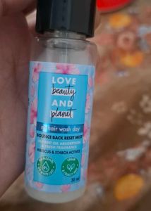 Love Beauty & Planet No Hair Wash Day Mist