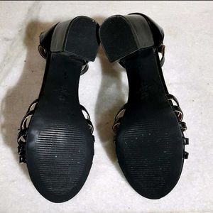 🆕 Black Patent Block Heels