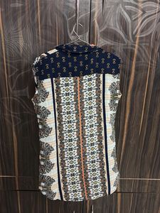 Stylish Sleeveless Printed Top