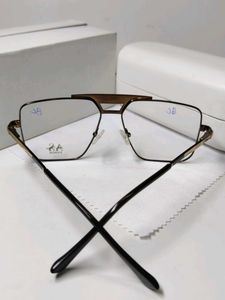 Stylish Eyeglasses for a Sharp Look