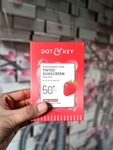 Dot & Key Strawberry Dew Tinted Sunscreen SPF 50