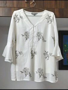 ❀ off-white top with camisole ❀
