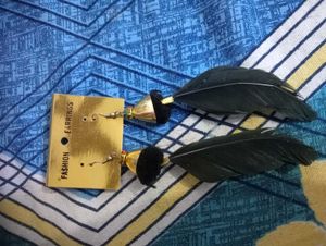 Black Feather Earrings Long 🖤