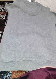 Gray sweat shirt