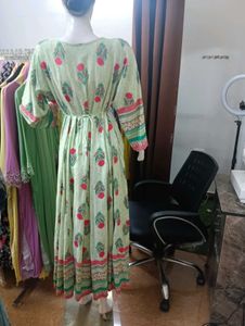 Elegant Floral Print Frock Kurta
