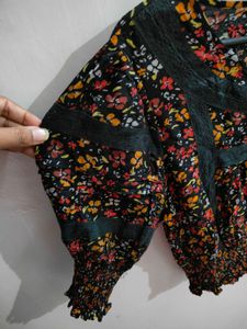 Patrons of Peace Cottage Cropped 3/4 Sleeve Black