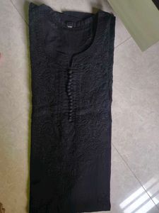 Elegant Black Embroidered Kurta