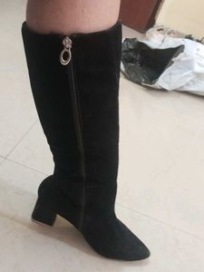 Black Boots