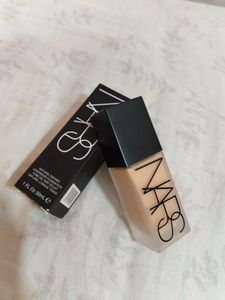 NARS Sheer Glow Foundation