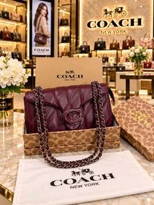 COACH QUILTING TABBY**NEXT TO ORIGINAL QUALITY