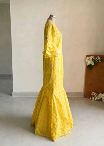 Elegant Yellow Lace Evening Gown