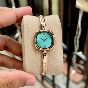 Elegant Swarovski Watch - Rose Gold
