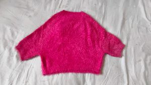 Very Fancy And Cute Woolen Korean Crop Top