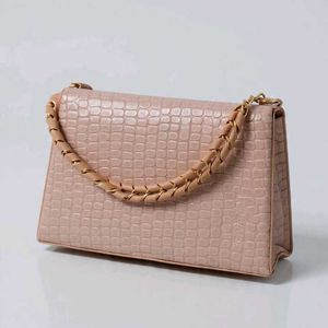 Chic Croc Embossed SElegant blush pink handbag wit