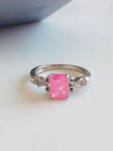 92.5 Sterling Silver Ring (wt:-3.560g)
