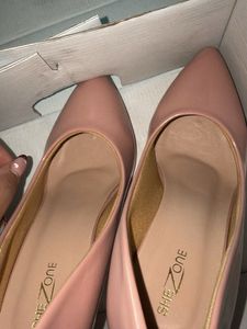 Chic Pink Patent Heels