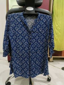 7 top/shirt