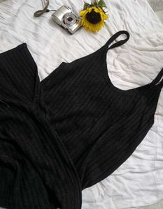 Sleek Black Ribbed Knit Cami Dress