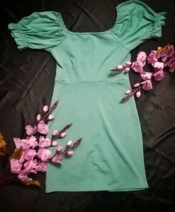 Stylish Green Button-Up Dress