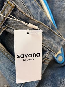 Stylish Ripped Wide-Leg Jeans